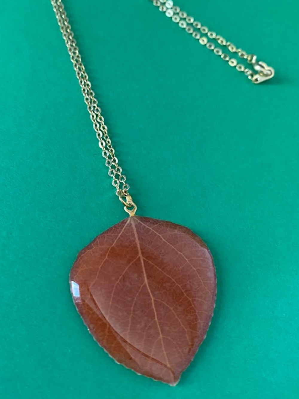 Vintage Aspen Leaf Necklace - Picture 5 of 6
